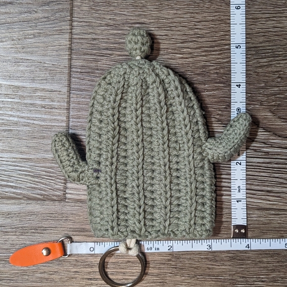 NWOT Knit Car Key Case, Car Key Cover, Key Fob Cover, Crochet Key Holder - Picture 5 of 10